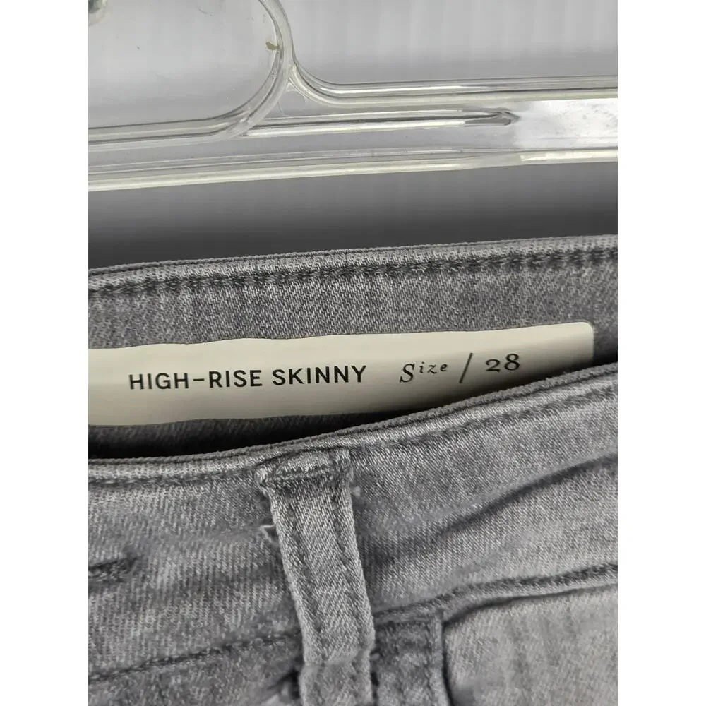 ​Pilcro and the Letterpress 28 High-Rise Skinny Gray Jeans Anthropologie staple